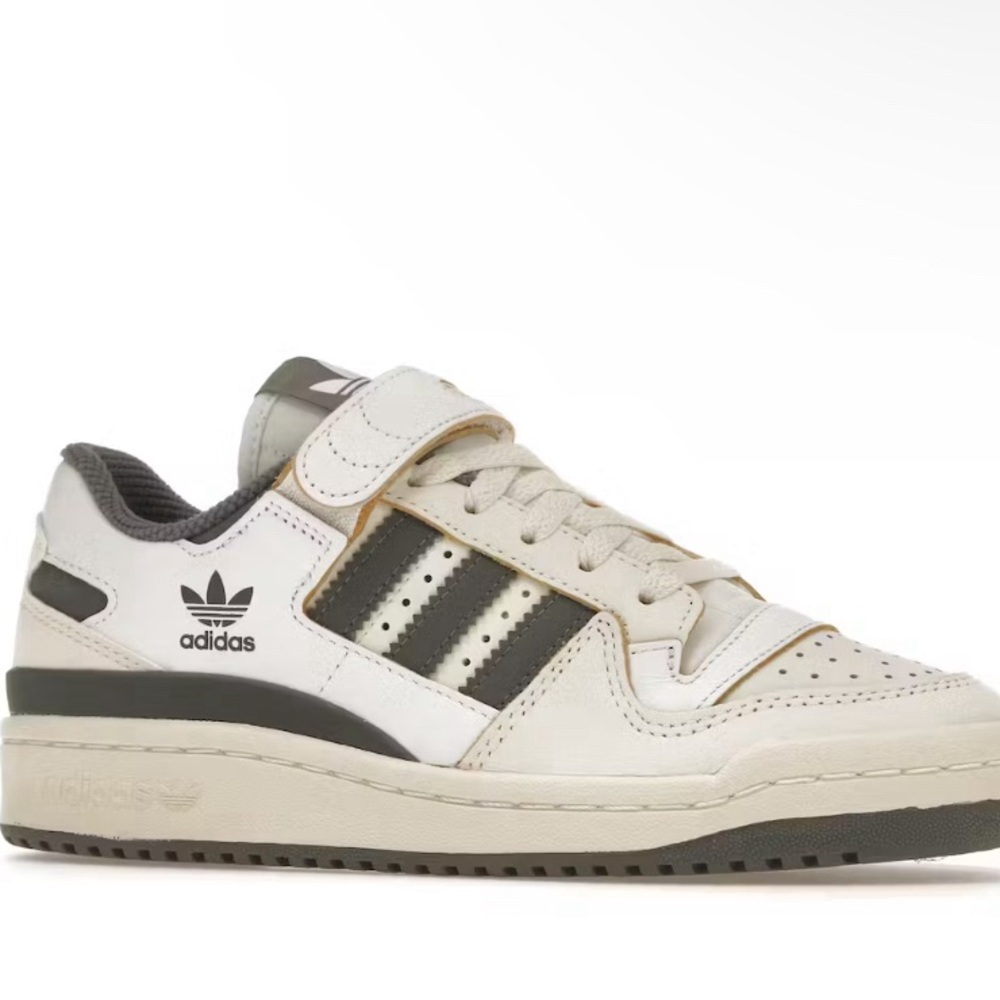 Adidas forum low
